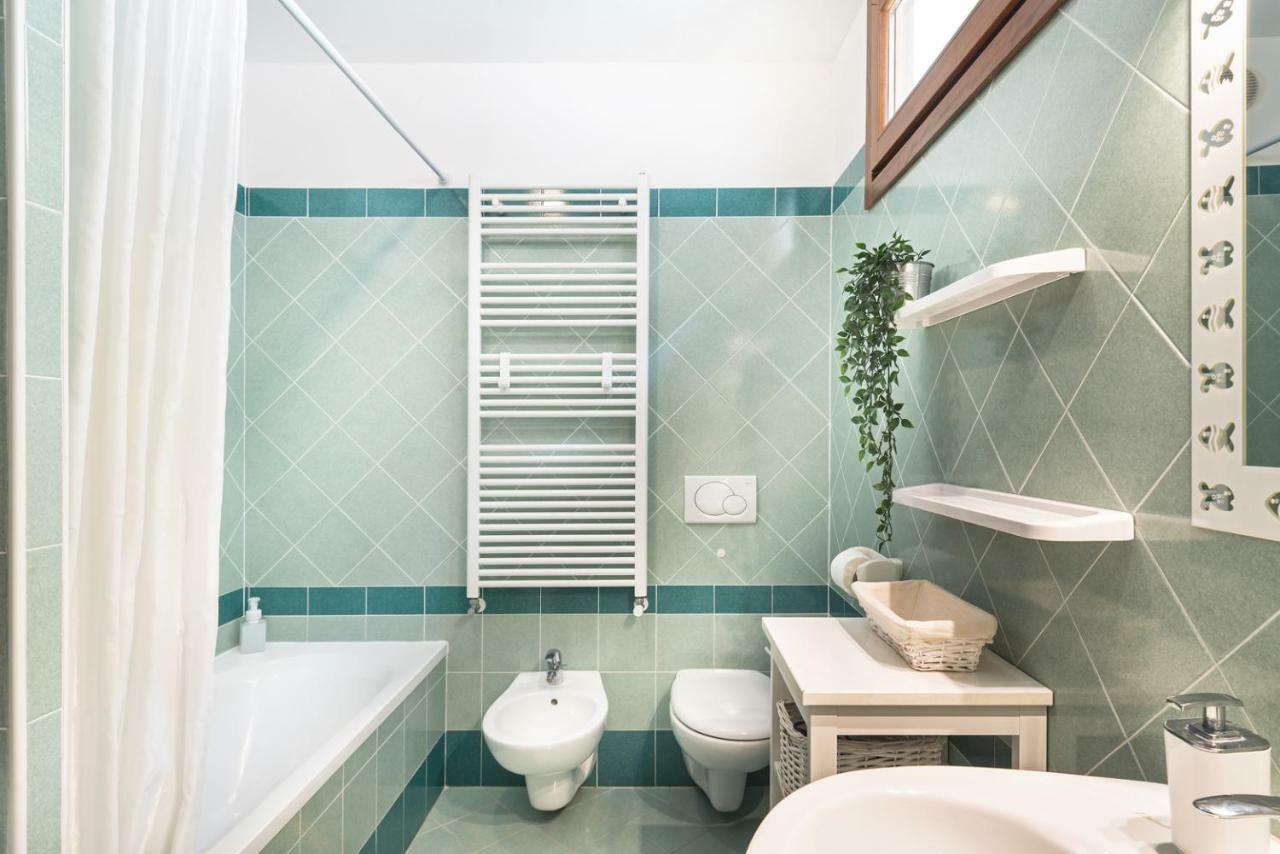 Duplex At The Entrance To Venice 2 Bathroom And Terrace Exterior photo